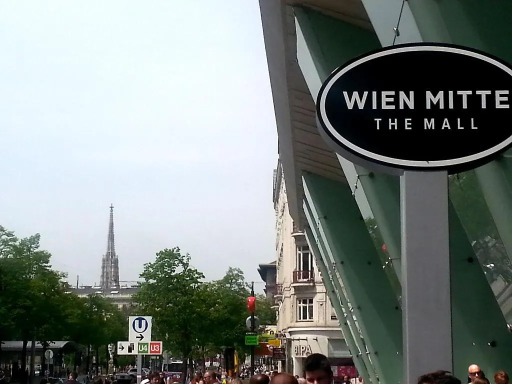 Kibi Rooms Self Check-In Vienna 3*,