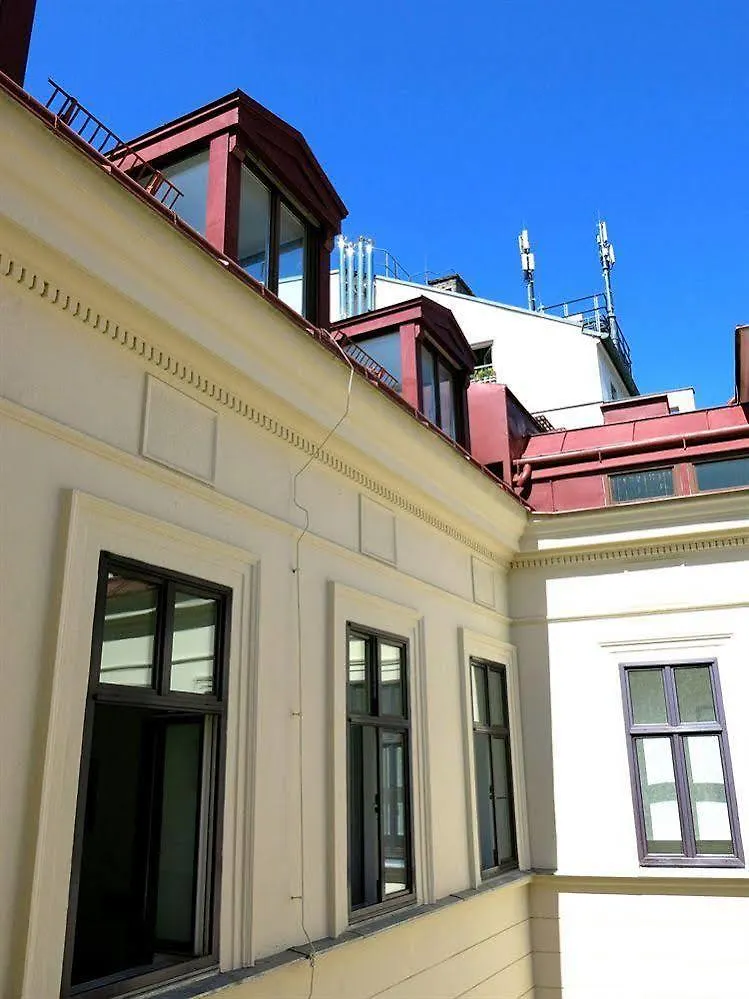 *** Affittacamere Kibi Rooms Self Check-In Vienna Austria
