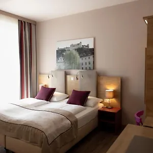 Hotel Max70 Salzburg