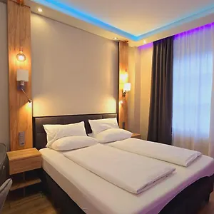 Palais Elegance Hotel